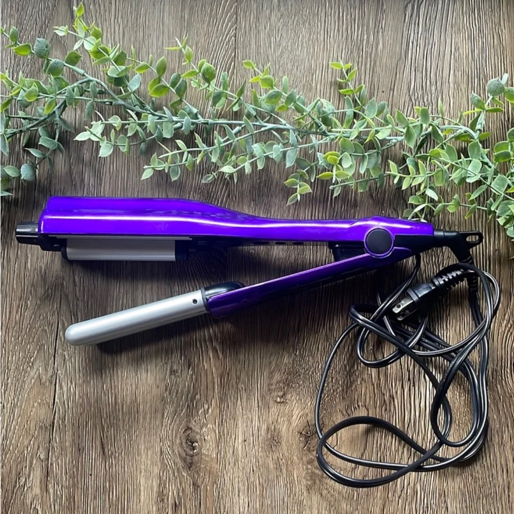 Bed Head A Wave We Go Tourmaline Ceramic Adjustable Hair Waver | Purple Curls